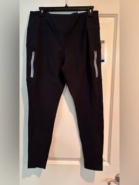 Mondetta High Rise Black Leggings L NWT Zip Pocket Athletic Performance